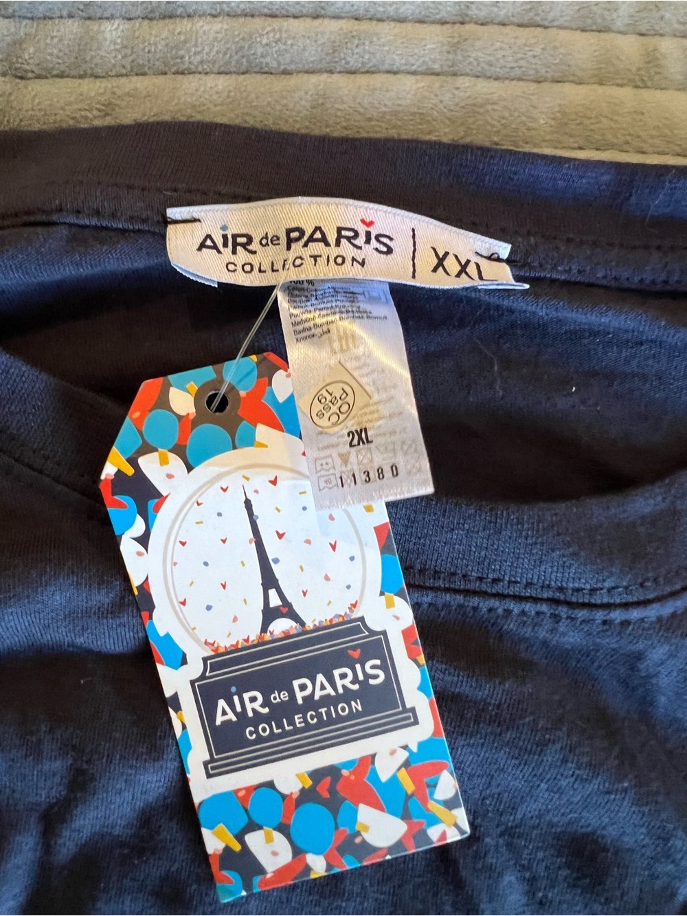 Graphic Tee - Paris France - Picture 2 of 3